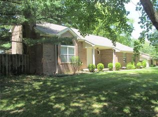 480 Terrace Lake Rd, Columbus, IN 47201