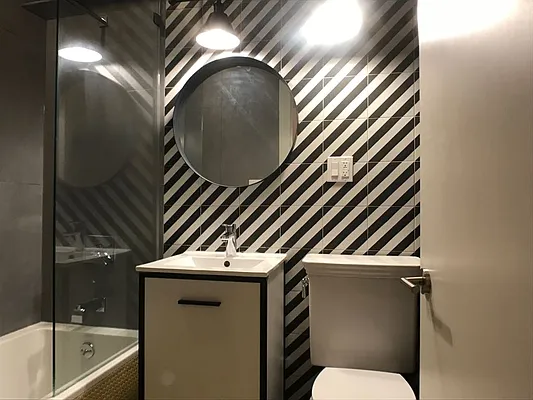 Rented by Nooklyn NYC LLC | media 54