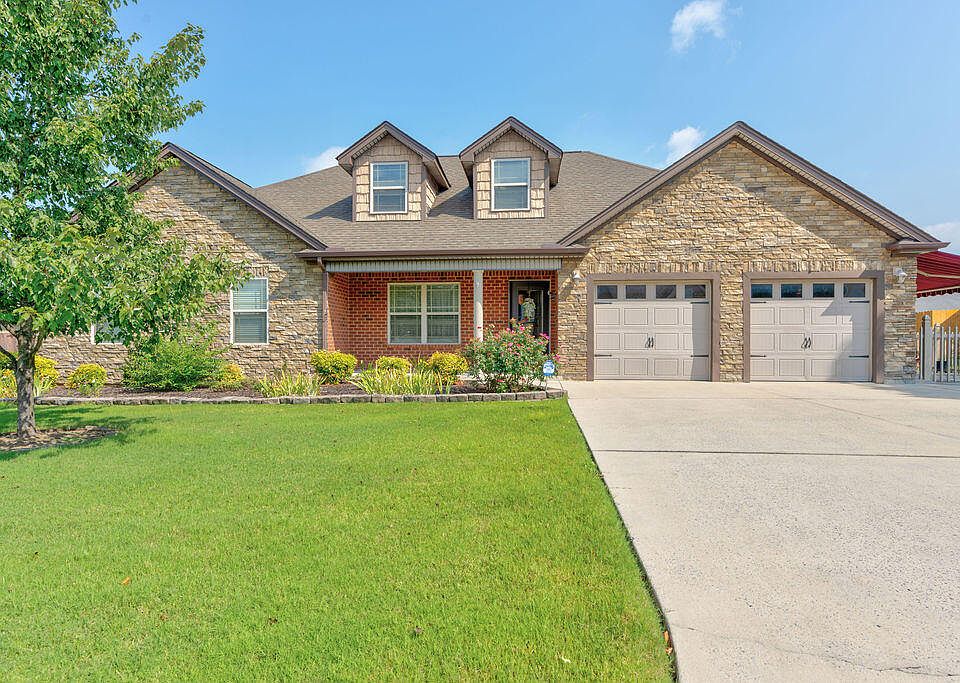 1st image of 174 Honeyberry Ln
