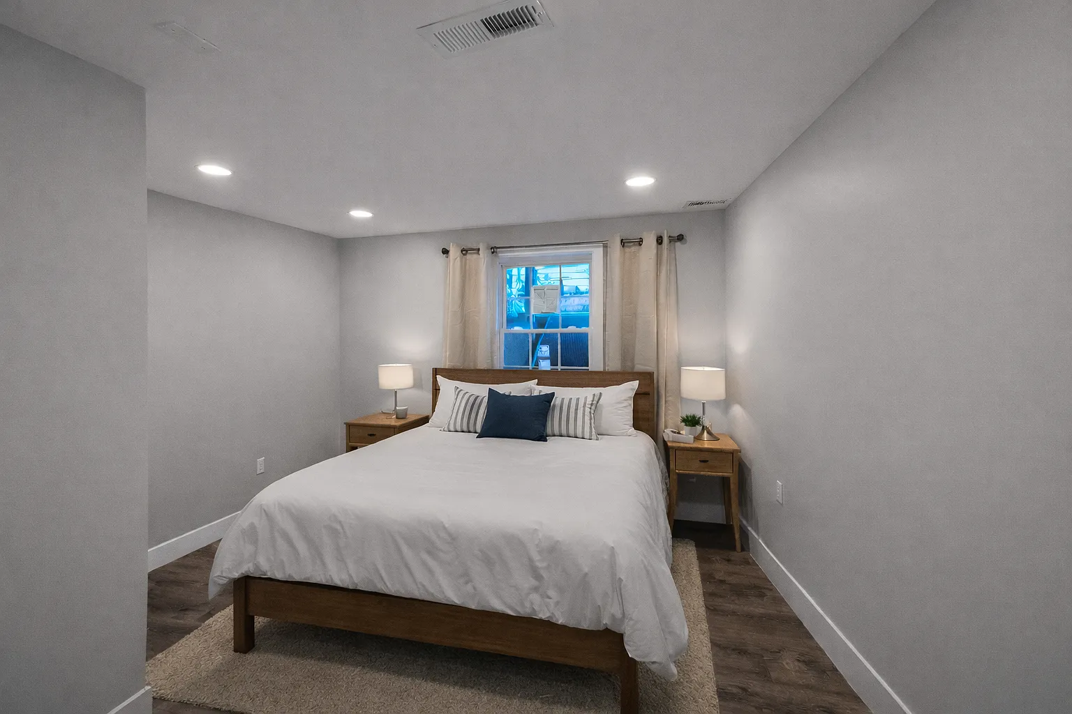 4 bed, 1750 sqft, $2,850 — Photo 3