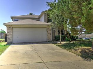 1200 Silent Star Ln, Denton, TX 76210