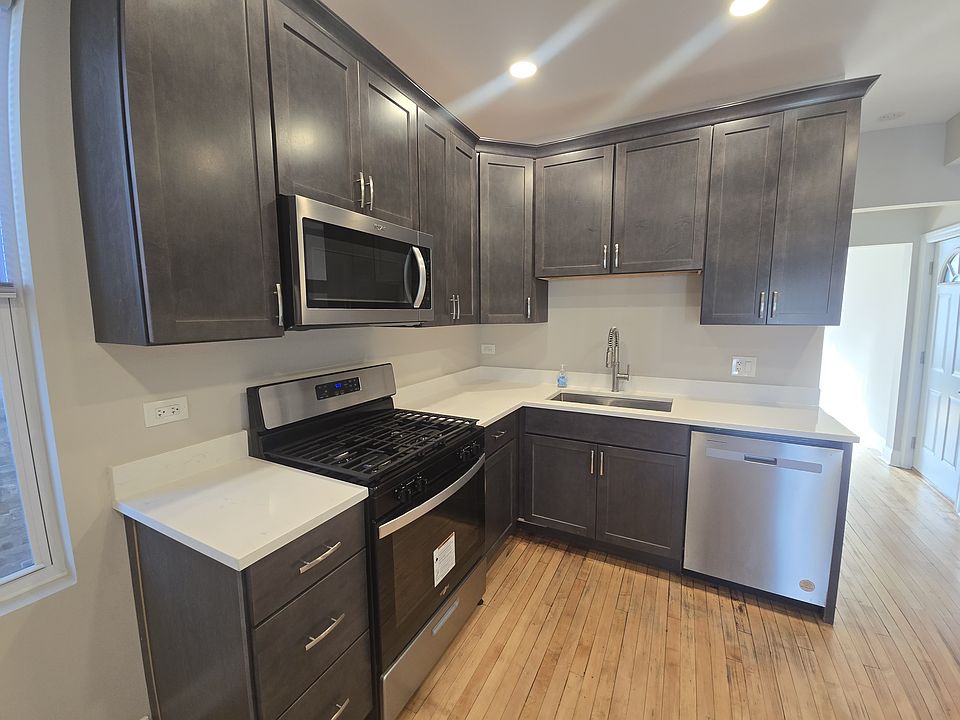 3816 W Montrose Ave Chicago IL Zillow