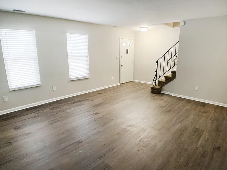 Revere Village Apartments — Photo 42