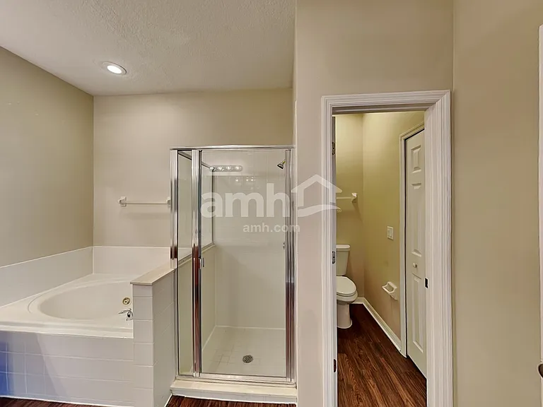 2750 Eagle Glen Cir — Photo 13