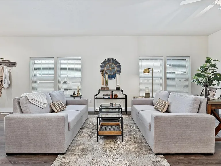 Cedar Crossing Luxury Townhomes — Photo 54