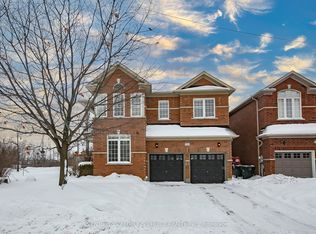 33 Accent Cir, Brampton, ON L7A 0L3