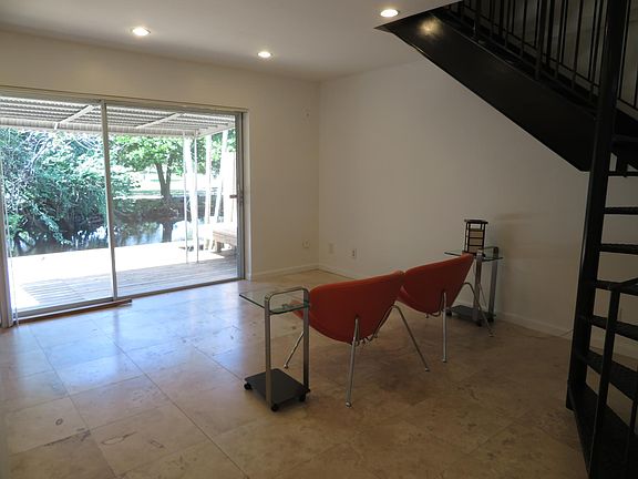 Living room - sliding door to the deck (backyard)