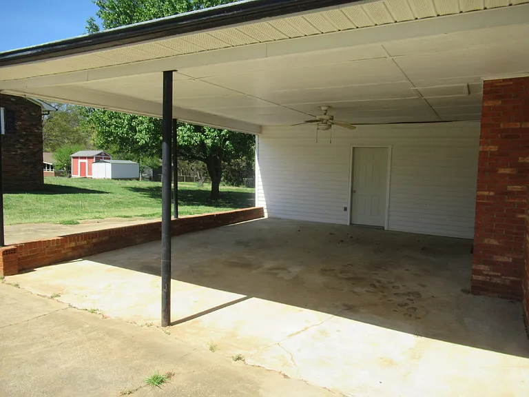 1330 Davis Rd — Photo 22