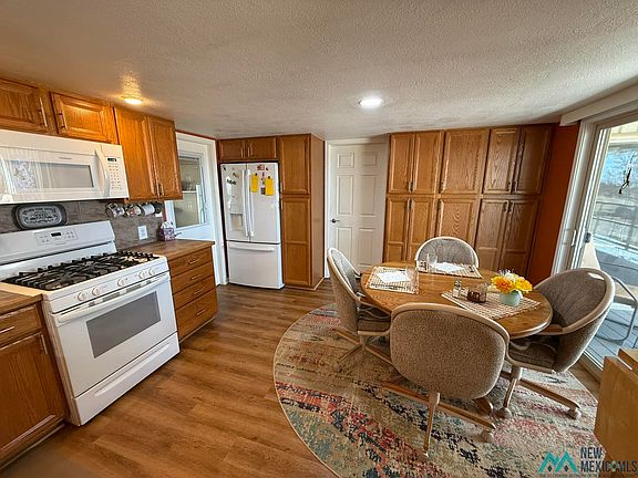 2nd image of 36 Paseo Del Conejo