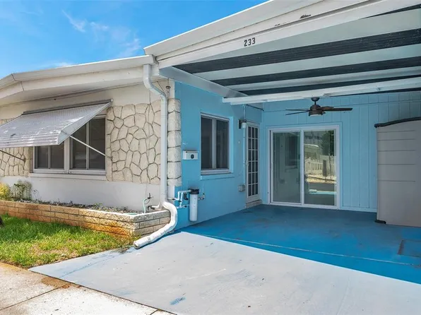 250 Rosery Rd NW APT 233, Largo, FL 33770