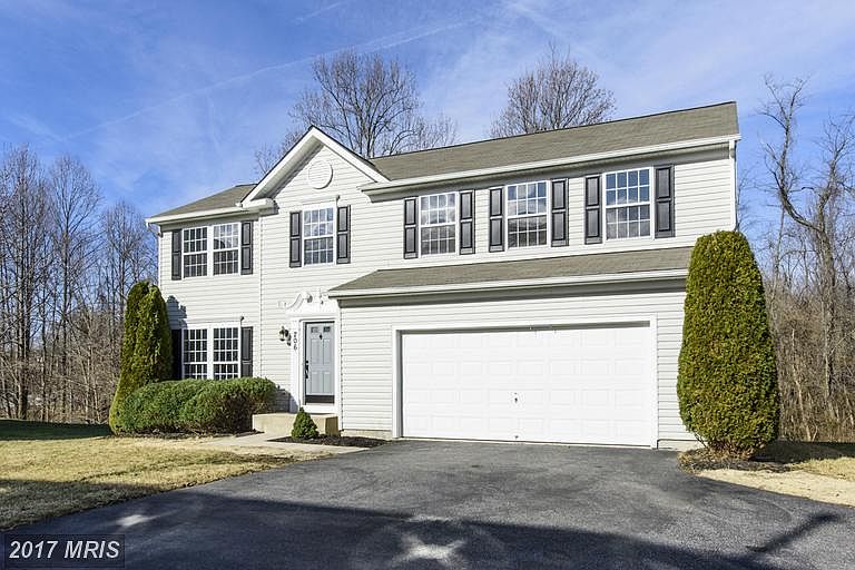 1st image of 206 Branch Brook Ct