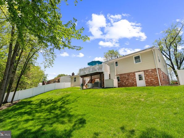 6919 Gillings Rd, Springfield, VA 22152