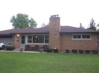 1442 Sunset Ln, Kankakee, IL 60901