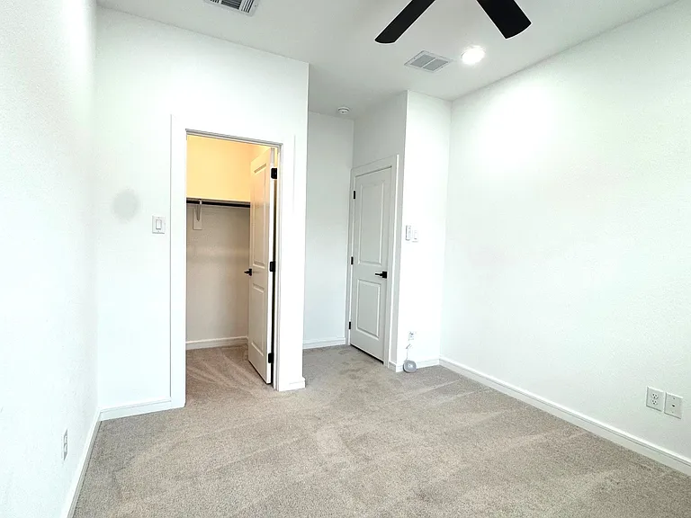 2518 Tahoe Dr — Photo 15