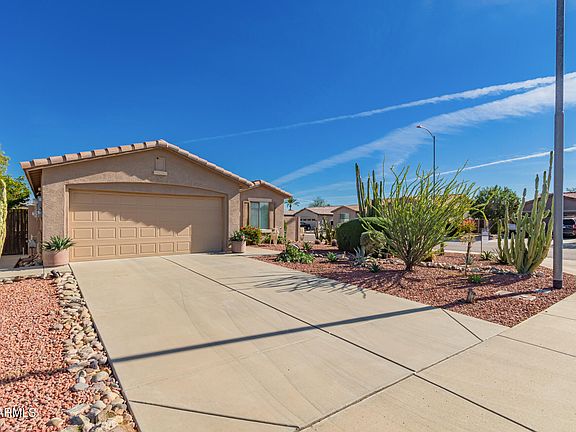 3rd image of 19535 N 107TH Drive