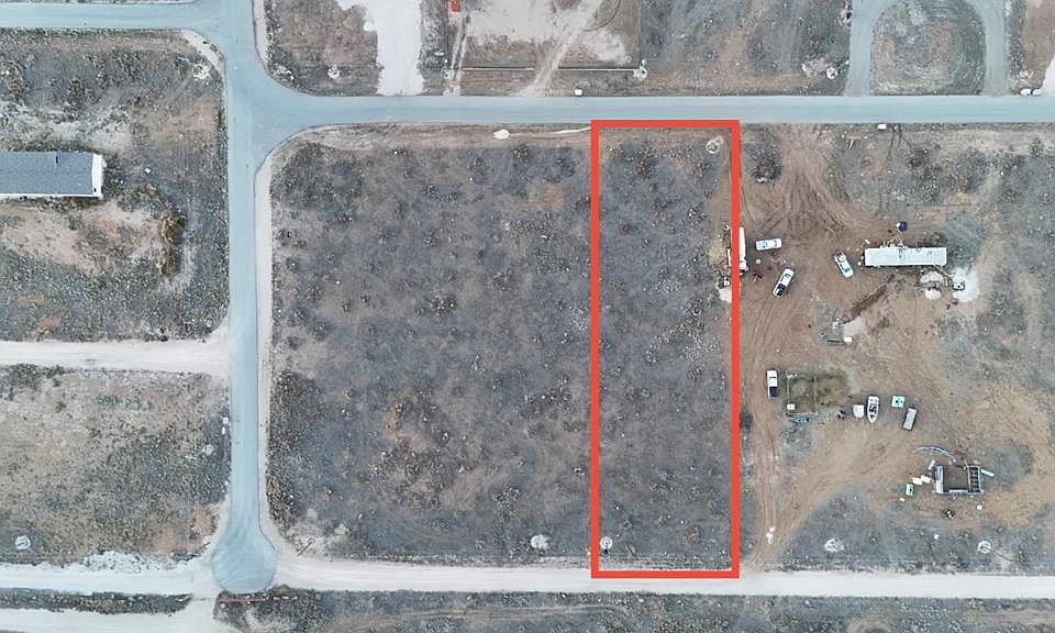 1st image of Crockett St