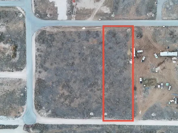 Crockett St, Midland, TX 79705