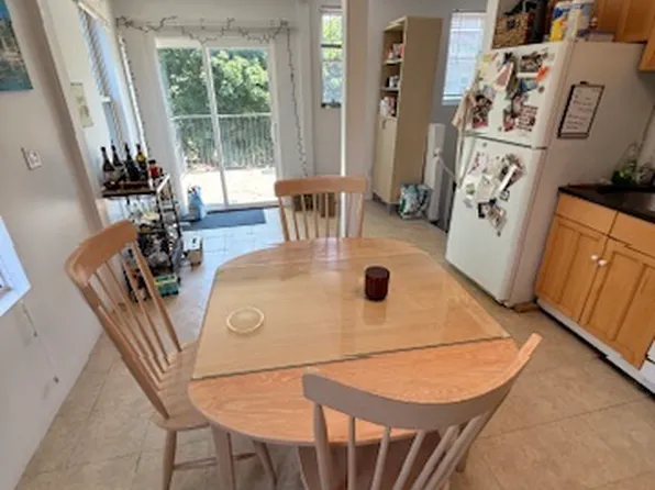 354 Putnam Ave #2, Cambridge, MA 02139