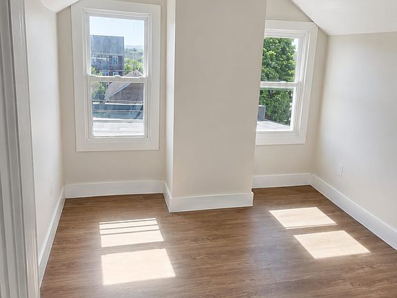 5th image of 352 Bergen St #2