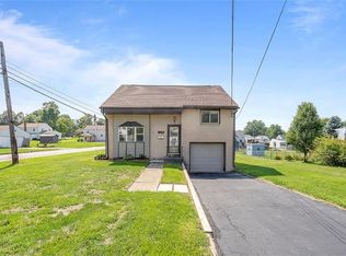 2038 Oriole Dr, Aliquippa, PA 15001
