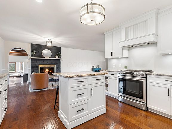 5th image of 3930 N Waggoner Rd