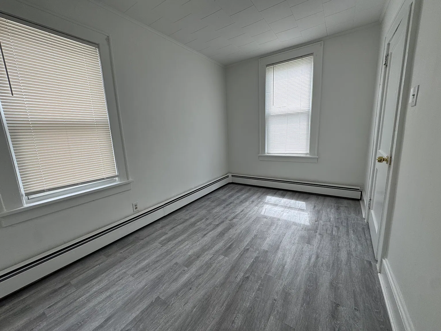 2 bed, $2,025 — Photo 4