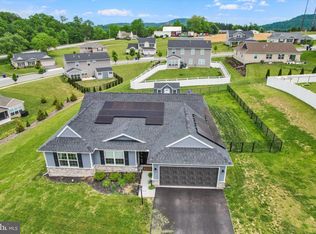 303 Normandy Ln, Dillsburg, PA 17019