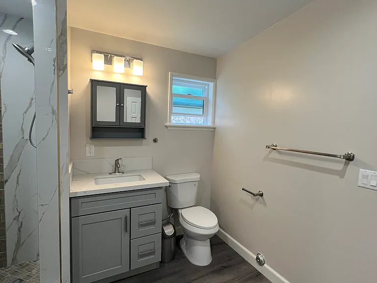 2432 S Primrose Ave #B — Photo 6