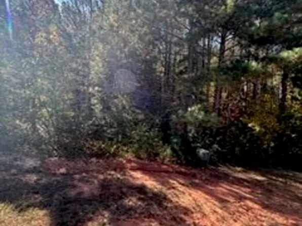 111 Sorrel Ln, Six Mile, SC 29682