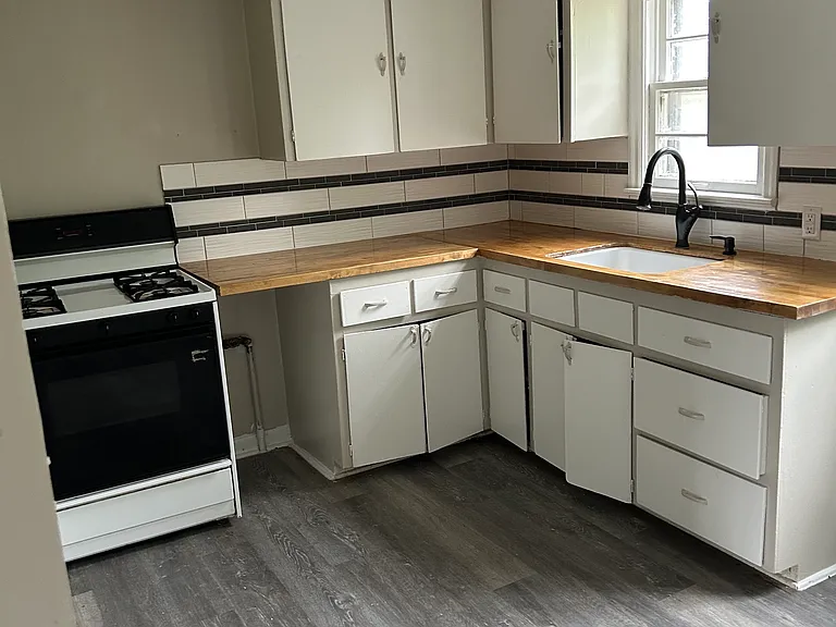209 Green St #209 — Photo 1