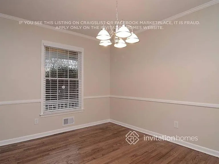 1360 Hampton Hall Dr — Photo 9