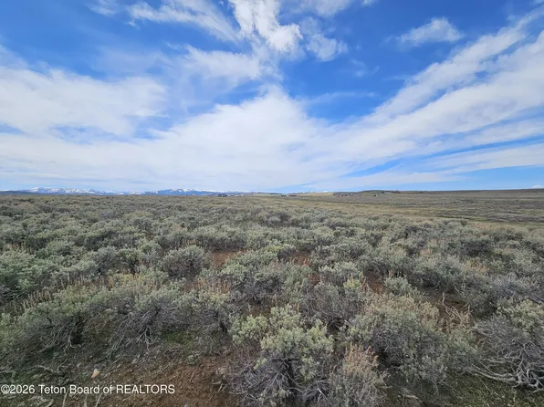 5 E Beaver Ridge Rd, Daniel, WY 83115