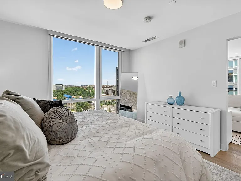 37 L St SE #802 — Photo 9