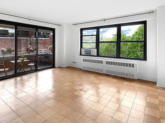 3rd image of 210 Broadway #J603