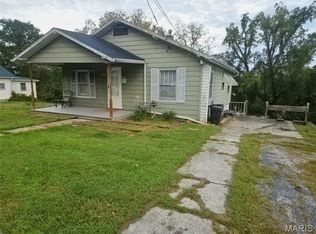 1618 Singleton Ave, Hannibal, MO 63401