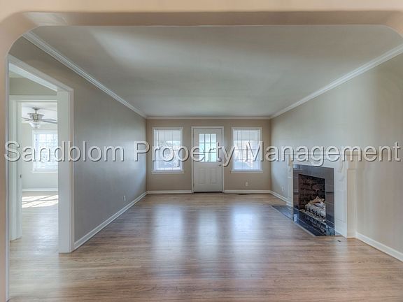 4th image of 743 S Pittsburg Ave