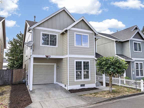 2nd image of 871 N 20th Way
