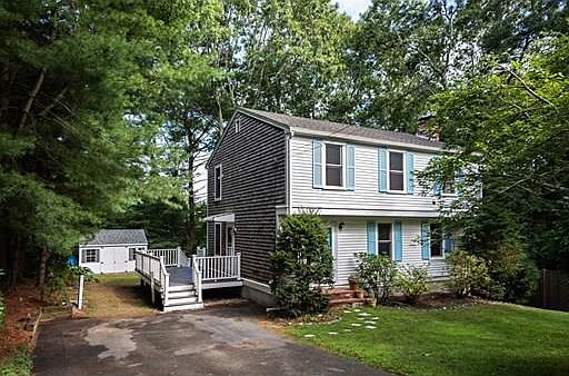 1st image of 11 Lantern Ln