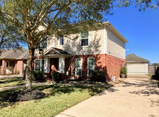 914 Schooner Cove Ln, League City, TX 77573