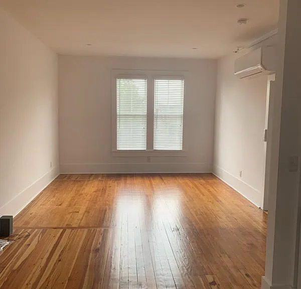 9 Hill St #8 — Photo 3
