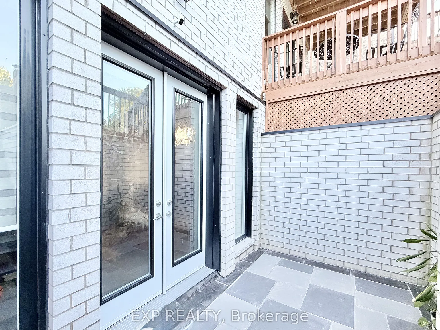 2 bed, $2,000 — Photo 2