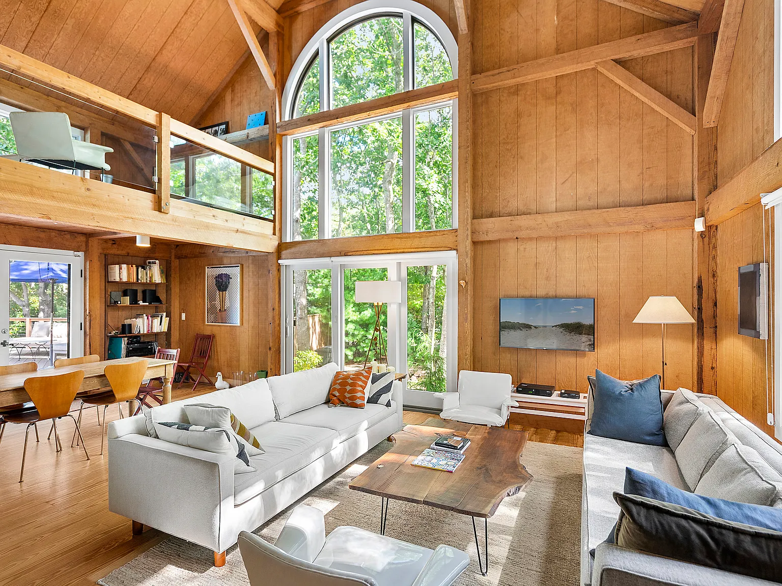 East Hampton Home - Modern Home — Photo 1
