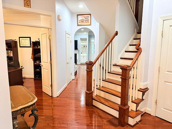 2nd image of 23326 Higbee Ln
