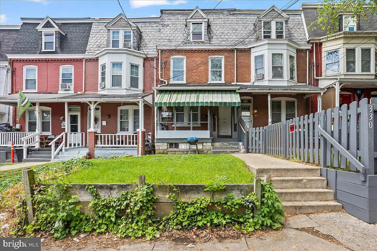 332 S Ann St photo 1