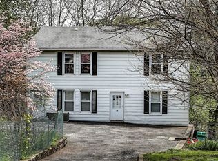 10 Edward St, Highland Falls, NY 10928