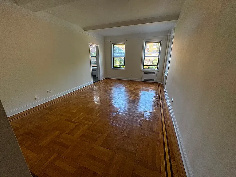 172-90 Highland Ave #2H — Photo 2