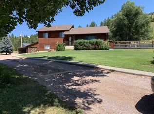209 Canton Ave, Hot Springs, SD 57747