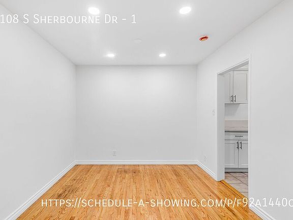 4th image of 1108 S Sherbourne Dr #1