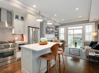 40 Pitman St #1, Somerville, MA 02143