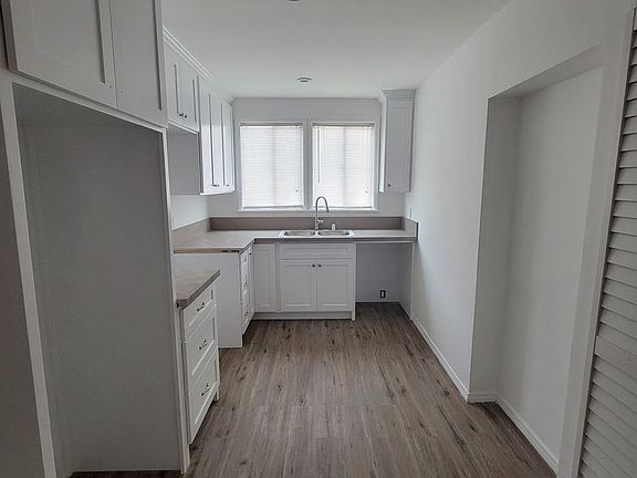 4th image of 1117 S Shenandoah St #2
